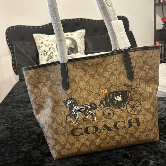 COACH City Tote Bag with Halloween Carriage Bag Party - Picture 1 of 4